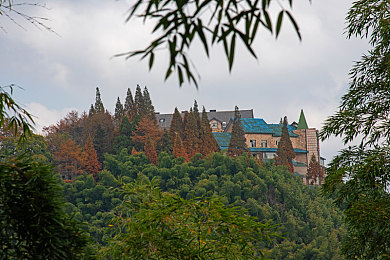 揉我胸 啊 嗯~出水了小樱|温馨互动,情感共鸣:探索《揉我胸 啊 嗯~出水了小樱》的别样游戏之旅-2