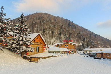 农民工村老妇奶BBWBBw｜坚韧之花，农民工村老妇奶BBWBBw的温情颂歌-2