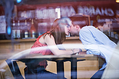 黄色软件下载3.0免费｜“免费下载暗藏隐患，“黄色软件3.0”引发网络安全担忧，专家提醒警惕！-3