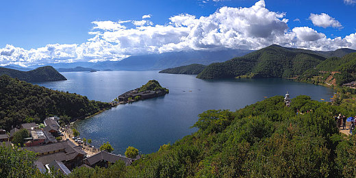 校园露出暴露羞耻日记｜校园隐私意外事件引发关注，加强教育共筑安全和谐校园