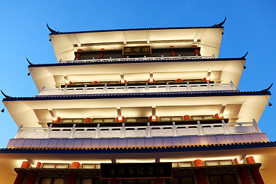 摸摸漫画 成人无遮挡｜沉浸互动，成人漫画新体验，畅游摸摸世界-2