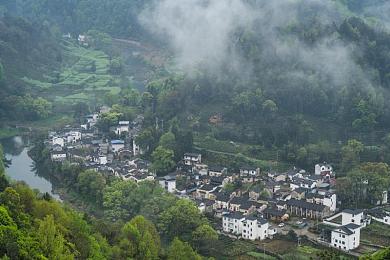 男女免费视频网站｜揭秘男女题材免费视频网站：丰富内容点燃生活精彩瞬间-5