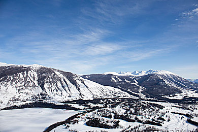 日韩欧美卡一｜卡牌热潮席卷全球，日韩欧美市场共绘新篇章