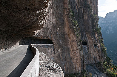 男生把自己的困困放在女生的困困里视频｜甜蜜邂逅：浪漫互动，爱情之旅的趣味探险-2