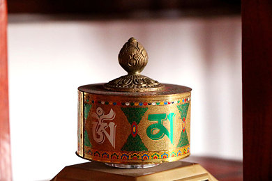 蜜桃无人区一码二码｜智能“蜜桃”解码，生活互动新篇章-2