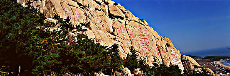 娇妻裸体户外大胆露出｜自由与争议：裸露事件引发社会思辨-2