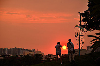 久久亚洲综合|千年交融,多元璀璨:探秘“久久亚洲综合”的文化瑰宝-2