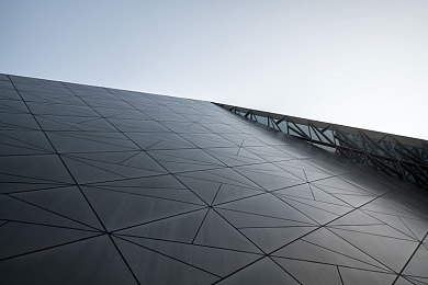 世界上最小丁字女裤比赛勇夺最小｜迷你时尚竞技：挑战最小丁字裤，展现无限创意-1