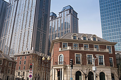 大香伊蕉在人线国产七七网｜国产手机应用“大香伊蕉”走红网络，引发安全隐私热议-1