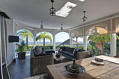 我与黑人按摩师做爰｜道德冲突：按摩师不当关系引发社会热议-2