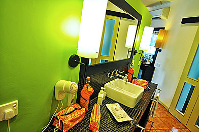 亚洲精品综合｜数字娱乐新标准诞生，期待全面革新体验-1