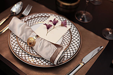 和平精英女生乳液网站|“和平精英”涉黄网站事件引关注:青少年网络安全监管亟待加强-1