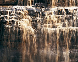 军花警花校花同床三飞｜军花警花校花互动盛宴，视觉体验新篇章-1