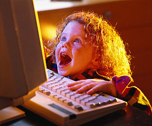 黑人巨鞭大战侏儒女图片｜力与勇的交响：巨鞭巨汉对决侏儒女，视觉盛宴中的精神力量-4