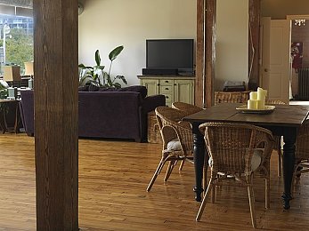 打扑克91|“轻松竞技,扑克盛宴:体验‘打扑克91’无限乐趣”-2