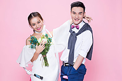 人妻啪啪｜“人妻出轨引发热议：婚姻忠诚与道德底线再引深思”