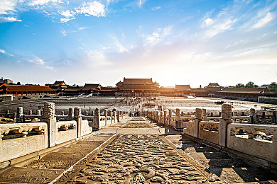 公交车上的诗请和小诗的背景故事｜公交诗韵，心灵之旅-2