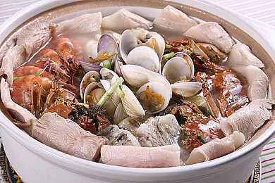 91爆料黑料成人｜网络爆料双重效应：伦理反思与和谐守护