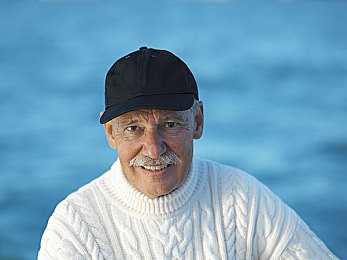 两个裸军人脱了内裤摸J｜军人不当行为视频引发社会热议与反思-3