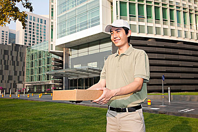 搞逼软件|隐私挑战下的创新边界:揭秘“搞逼软件”引发的科技伦理风暴-2