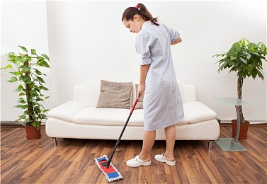 美女无内裤给男人疯狂揉下部秘｜道德失范惊现街头，公共场所道德底线再受冲击-2