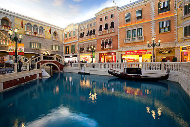 香蕉插进桃子里｜自然奇观探秘：香蕉桃子奇缘之谜-3