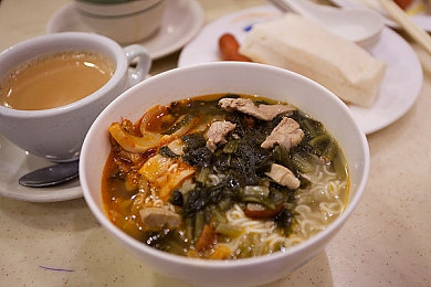 总裁把持不住和小三h｜总裁情变风波：家庭事业平衡，企业声誉待修复-4