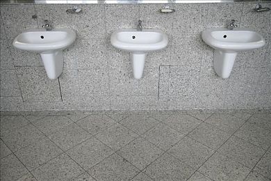 黄色软件网站下3.0.3免费版大扮2024苹果｜数字盛宴引争议，内容监管待平衡-3