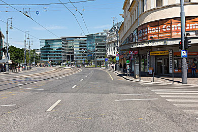 推特破解版免费观看｜破解推特的背后,用户与平台的博弈-2
