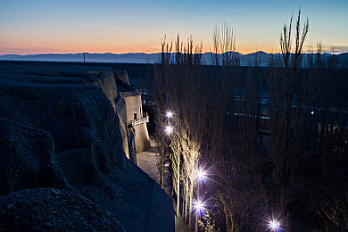 打扑克又疼又叫全程免费应用｜全新互动体验，免费扑克游戏“打扑克又疼又叫”受热捧-3