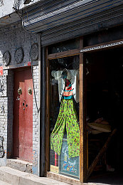 幼童小马拉车小男孩又黑又臭｜童趣互动，亲子共筑欢乐时光之旅-2