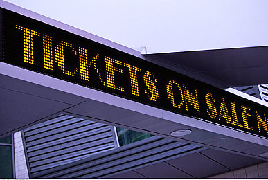 男同gv自慰 免费网站｜性别开放新潮流，成人网站的崛起与反思-2