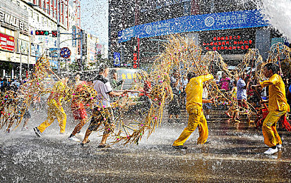 糟老头至尊版app官方网|糟老头至尊版:奇幻冒险,角色养成,体验独特游戏魅力-1