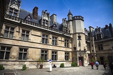 老少亂伦一区二区三区|探索神秘领域:揭秘“老少亂伦”三区优势与互动技巧-3