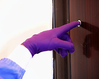 黄小婷穿丁字裤被农民工｜“丁字裤引发冲突：探究社会现象背后的价值观差异与文化冲突”-5