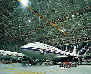 亚洲男男|跨越兄弟情谊,探索亚洲男男现象之旅-2