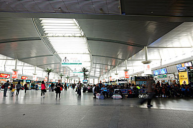 浪货趴ktv桌～H揉多p｜“网络热议“浪货趴ktv桌～H揉多p”图片真相揭晓：网友恶搞引关注-4