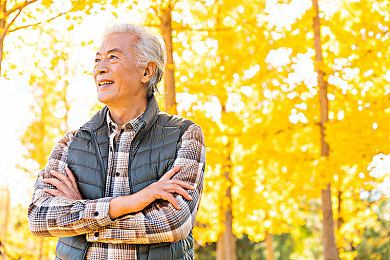 三 港版普通话版将欣｜港影经典《三》跨语种绽放，两岸三地文化交融新篇章-4
