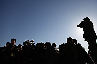 欧美性黑人|“多元文化交融下的身份困境:欧美性黑人的认同挑战与探索之路”-4