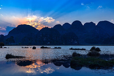 成人富二代｜富二代新篇章：成人富二代价值观转变与挑战探索-3