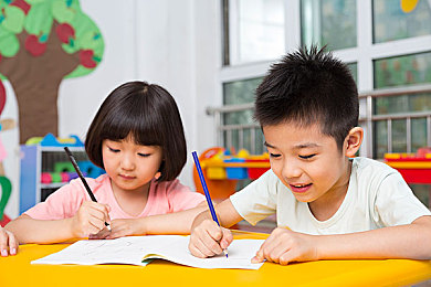 99r这里只有精品｜品质之光：99r如何打造时尚精品，引领绿色生活潮流-1