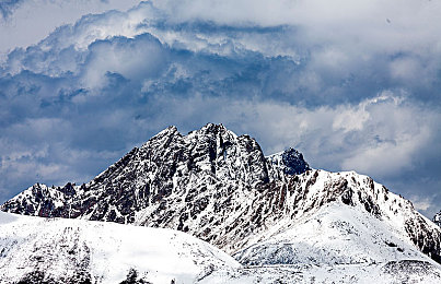 男生和女生一起差差差的APP|趣味社交新风尚,打破界限共娱乐-1