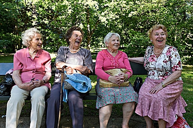 看黄神器｜网络迷雾下的色情陷阱：揭秘“看黄神器”的隐秘世界-4