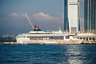 skixix was kino filifin｜网络奇谈引发热议：街头男子“skixix was kino filifin”成谜-2