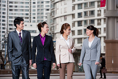 one一个成人看片软件｜数字秘境探幽：成人看片软件的演变轨迹-1