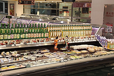 英语老师用丝袜脚奖励我｜丝袜奖励创新教学，引发教育界热议：关注学生成长与心理健康-4