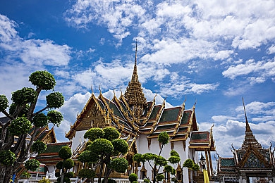 秘密网站|揭秘“秘密网站”:网络深处的匿名世界,引发安全与自由的思考-4