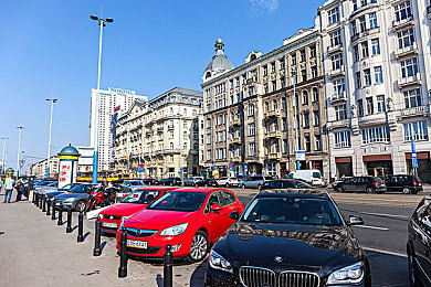 暴躁妹妹csgo｜电竞新秀“暴躁妹妹csgo”：激情直播引发关注，女性玩家崛起成焦点-2