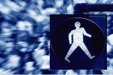 www在线|互联网新时代:www在线改变生活,挑战与机遇并存-3