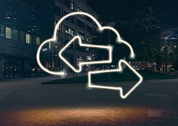 三上悠亚作品番号｜成人影片文化的异变与启示探讨-5